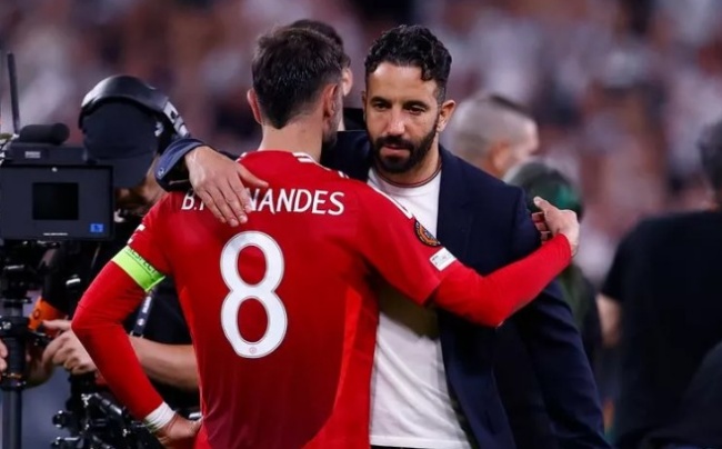 Tương lai Bruno Fernandes tại Man Utd: Sự ra đi hay ở lại?