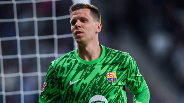 Szczesny gia hạn hợp đồng với Barcelona: Lựa chọn hợp lý nhưng cần tầm nhìn dài hạn