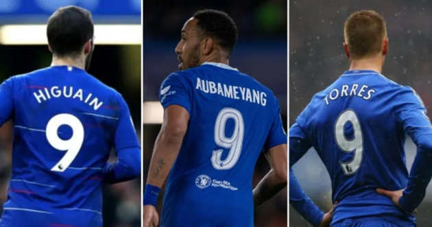 Lời Nguyền Số 9 Chelsea và Thử Thách Khổng Lồ Đối với Liam Delap