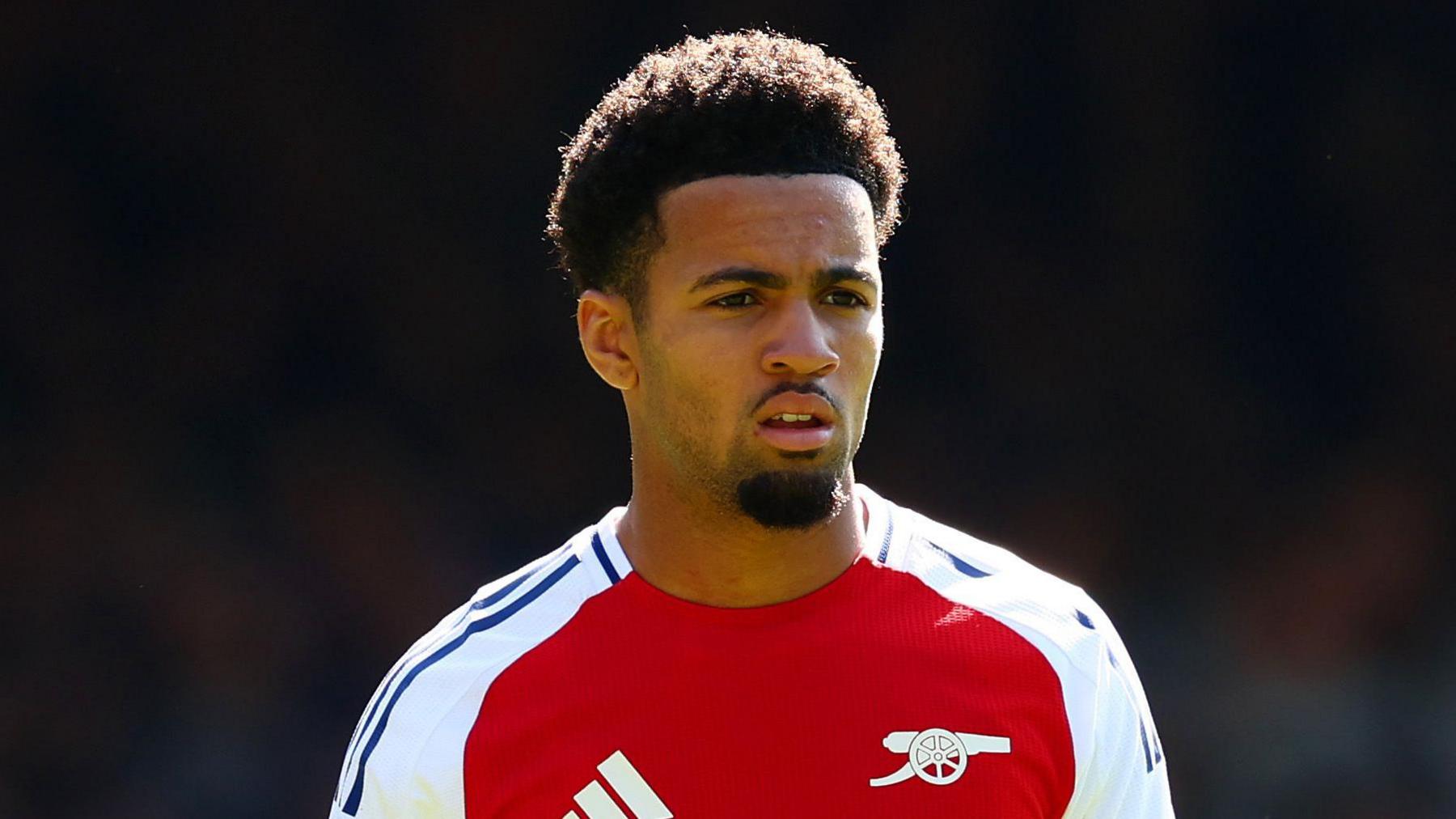 Tương lai bất định của Ethan Nwaneri và bài toán nhân sự tại Arsenal