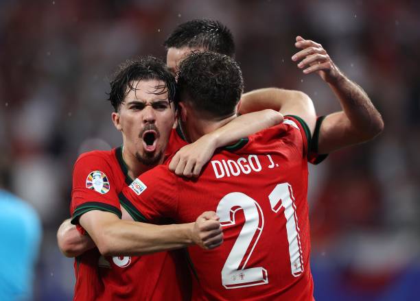 Cái chết của Diogo Jota và Andre Silva: nỗi đau không thể tả xiên của Vitinha và làng bóng đá thế giới